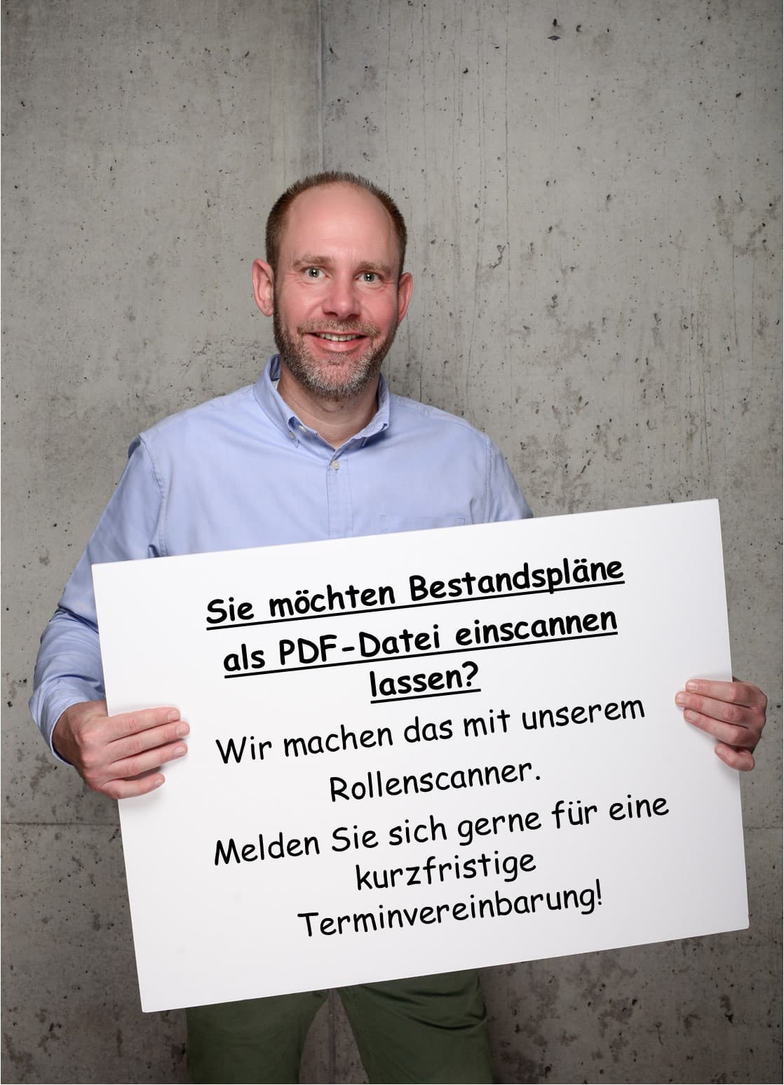 Schild mit Text zu Großformat-Scans